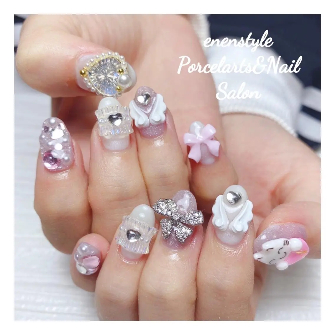 ミディアム ネイル 🐾enen style 🐾のネイルデザイン