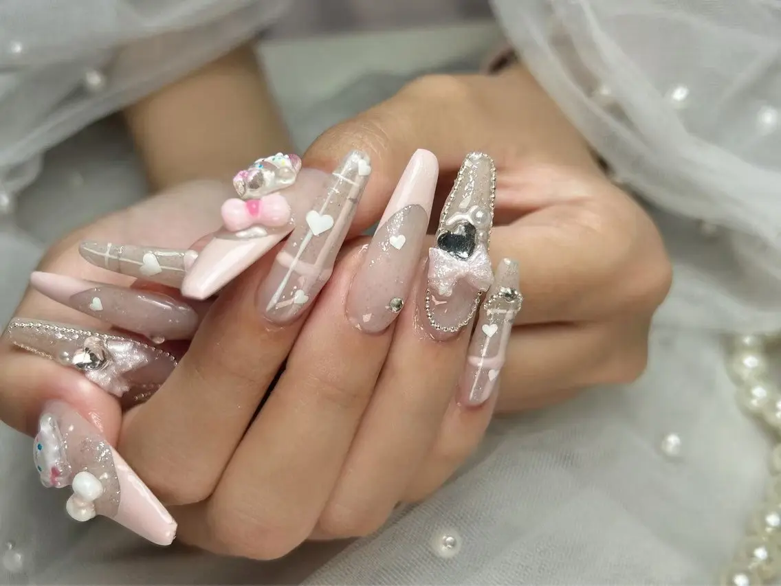 ネイル ゆみ 🌻ひまわりサロンのネイルデザイン