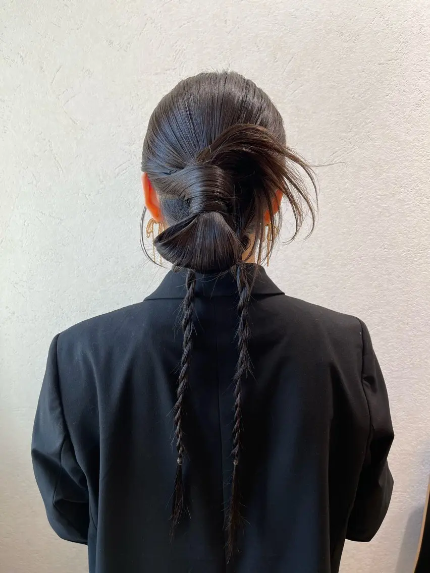 ヘアアレンジ ポニーテール 結婚式・ブライダル 卒業式のヘアスタイル ヘアセット charm《銀座》 ヘアセット/縮毛矯正のヘアスタイル