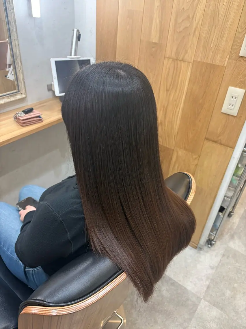 ロング カット 縮毛矯正 白鳥 正孝のヘアスタイル