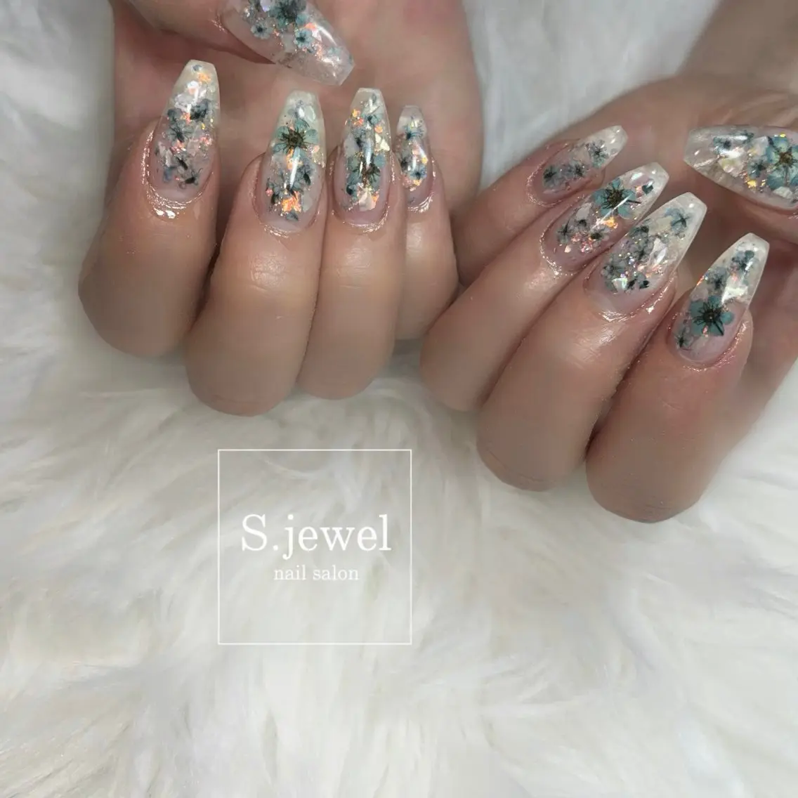ネイル S. JEWELのネイルデザイン