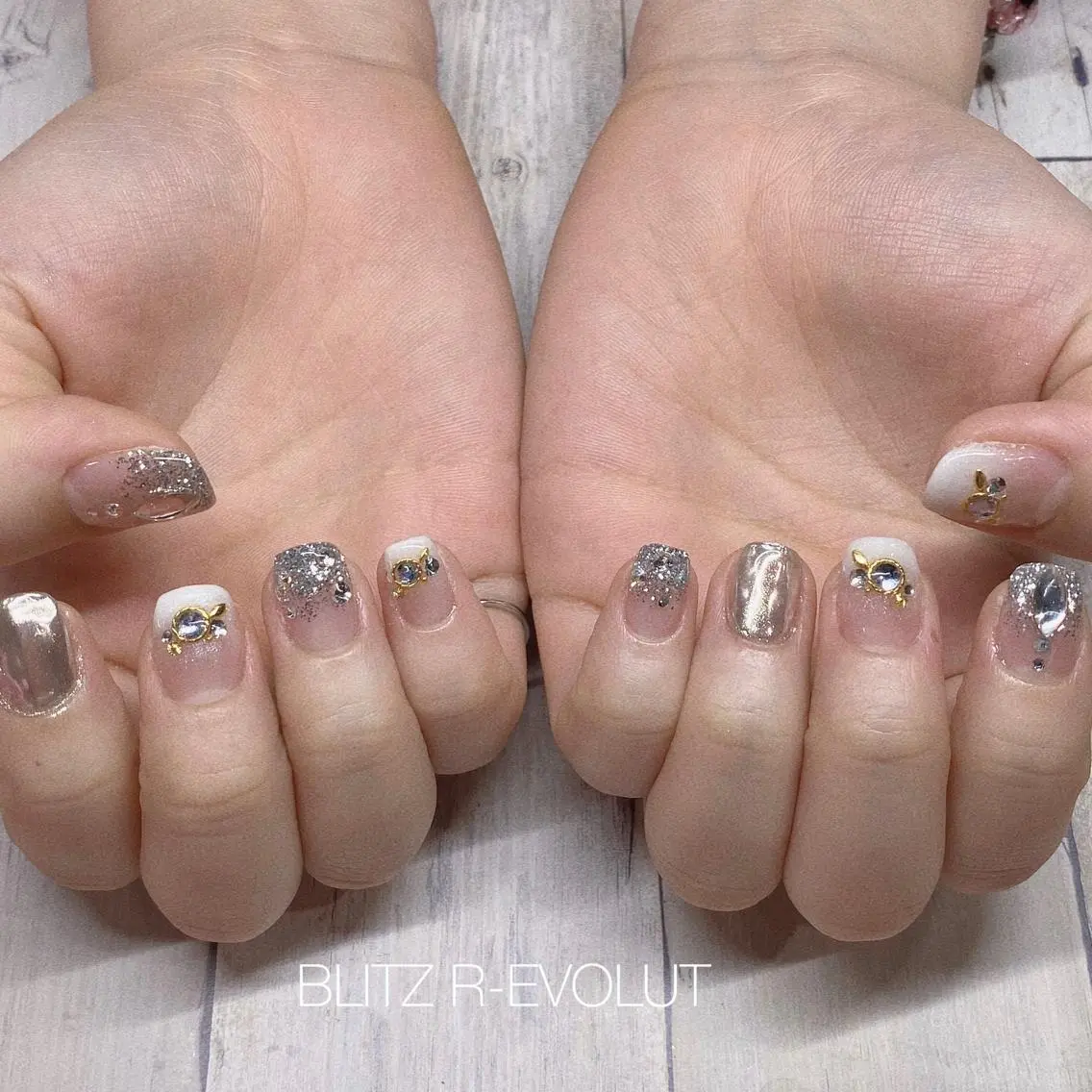 ネイル ☁️BLITZ 🎀笠原雪音🎀のネイルデザイン