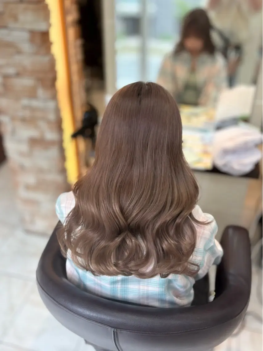 ロング ヘアカラー トリートメント 🎀透明感カラー 🎀ナズナのヘアスタイル