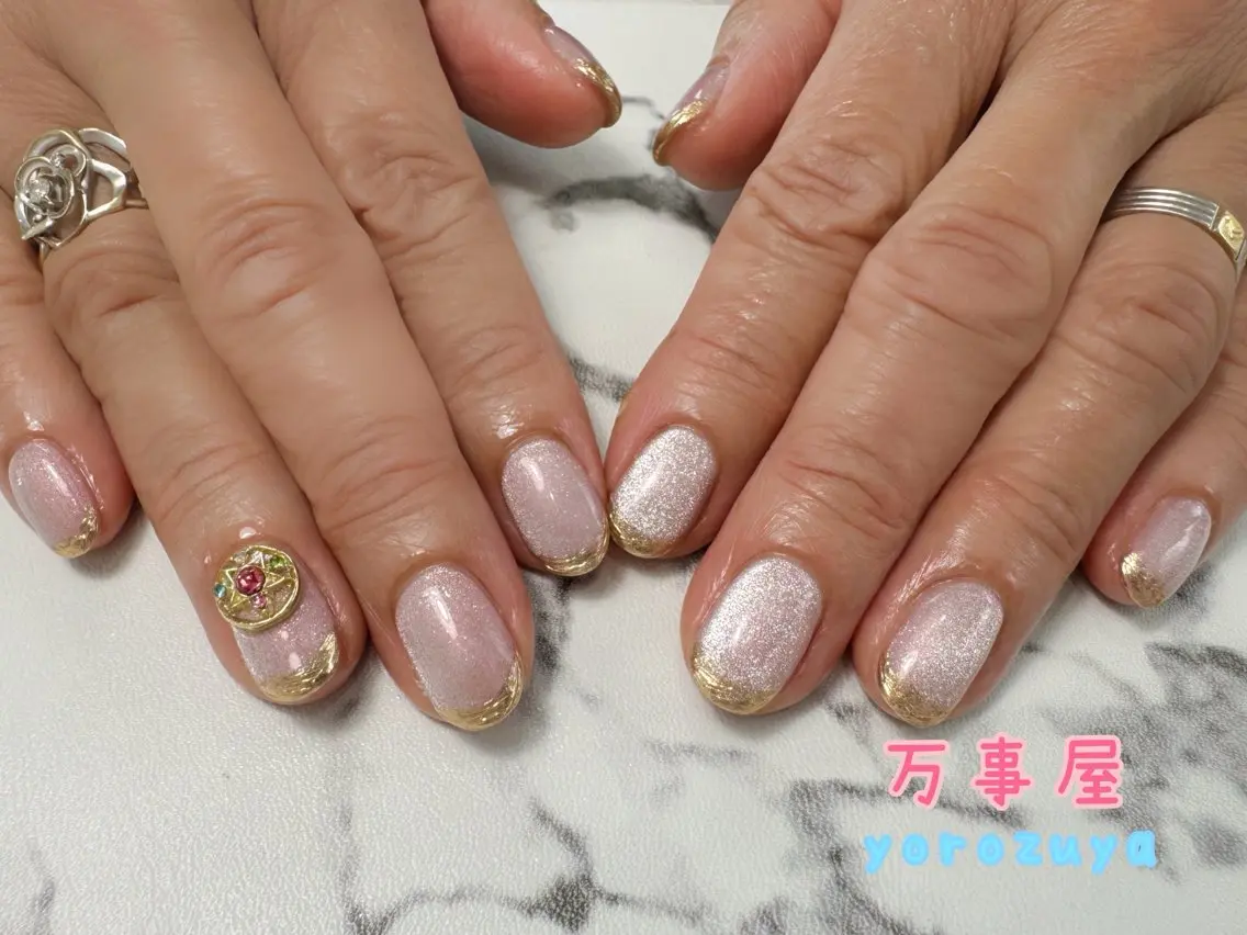ネイル フレンチネイル マグネットネイル ミラーネイル ☆ YOROZUYA..のネイルデザイン