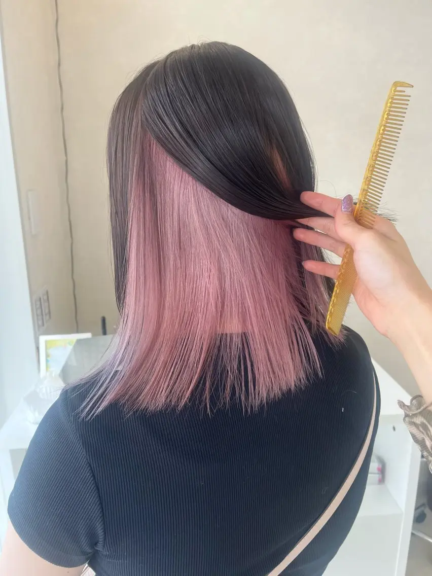 ミディアム カラー 長山 茉白のヘアスタイル