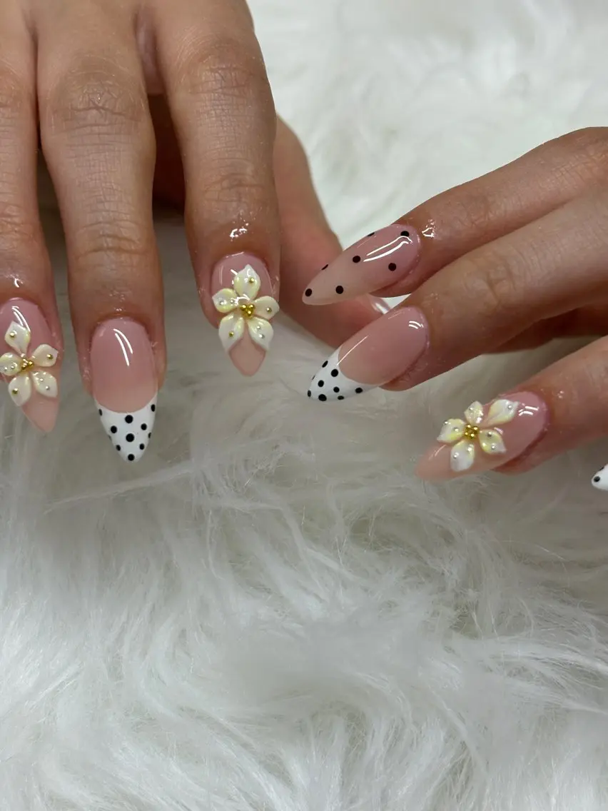 ネイル ハンドネイル SHION  のネイルデザイン