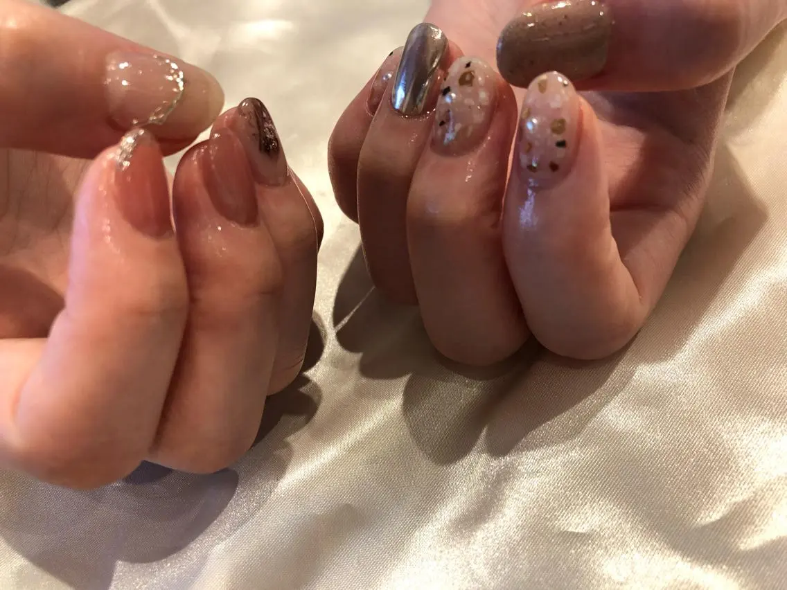 ネイル パラあり！フィルイン 美フォルムのネイルデザイン