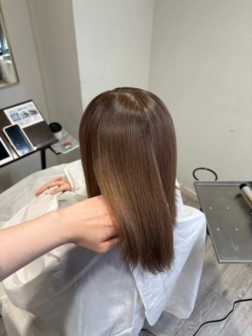 カラー ブリーチ ヘアカラー ハイトーン/茨木市 𝙨𝙖𝙠𝙞💚のヘアスタイル
