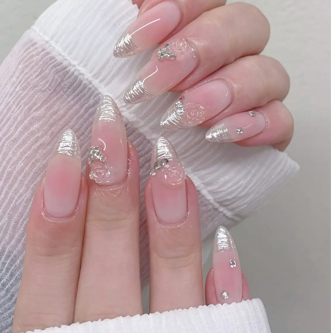 ネイル ハンドネイル 🎀PG🩵 ネイルサロンのネイルデザイン