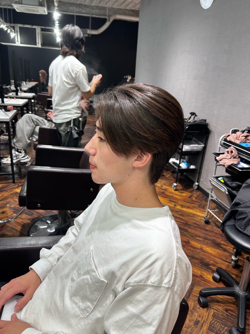 ショート メンズ センターパート 久保 涼のヘアスタイル