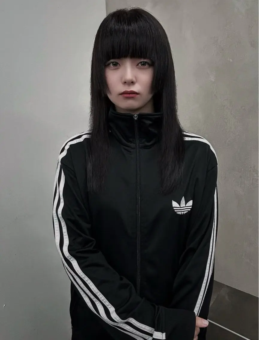 ロング カラー 姫カット ブリーチリタッチ モデル募集　代官山のヘアスタイル