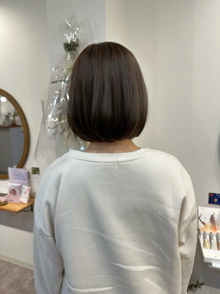 ミディアム カラー 梅田 薫のヘアスタイル