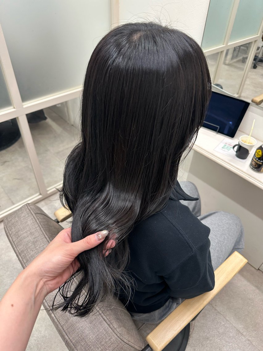 セミロング カット ヘアカラー トリートメント 髪質改善🪄艶カラー /noaのヘアスタイル
