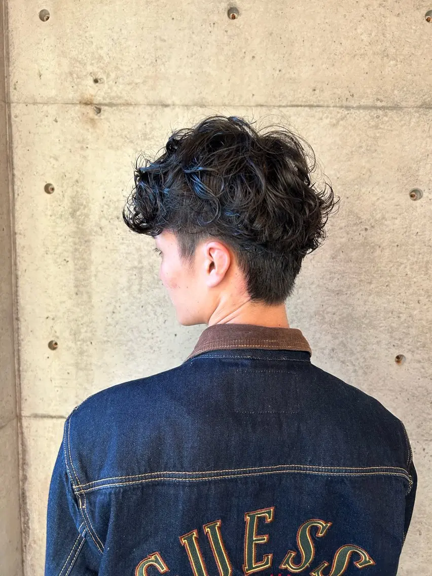 パーマ メンズ 鈴木 愛菜のヘアスタイル