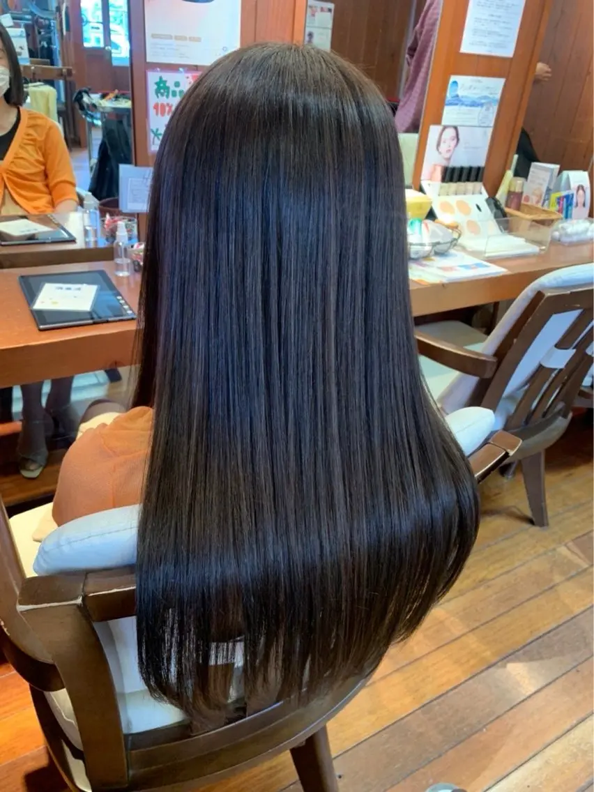 カラー 南 和希のヘアスタイル