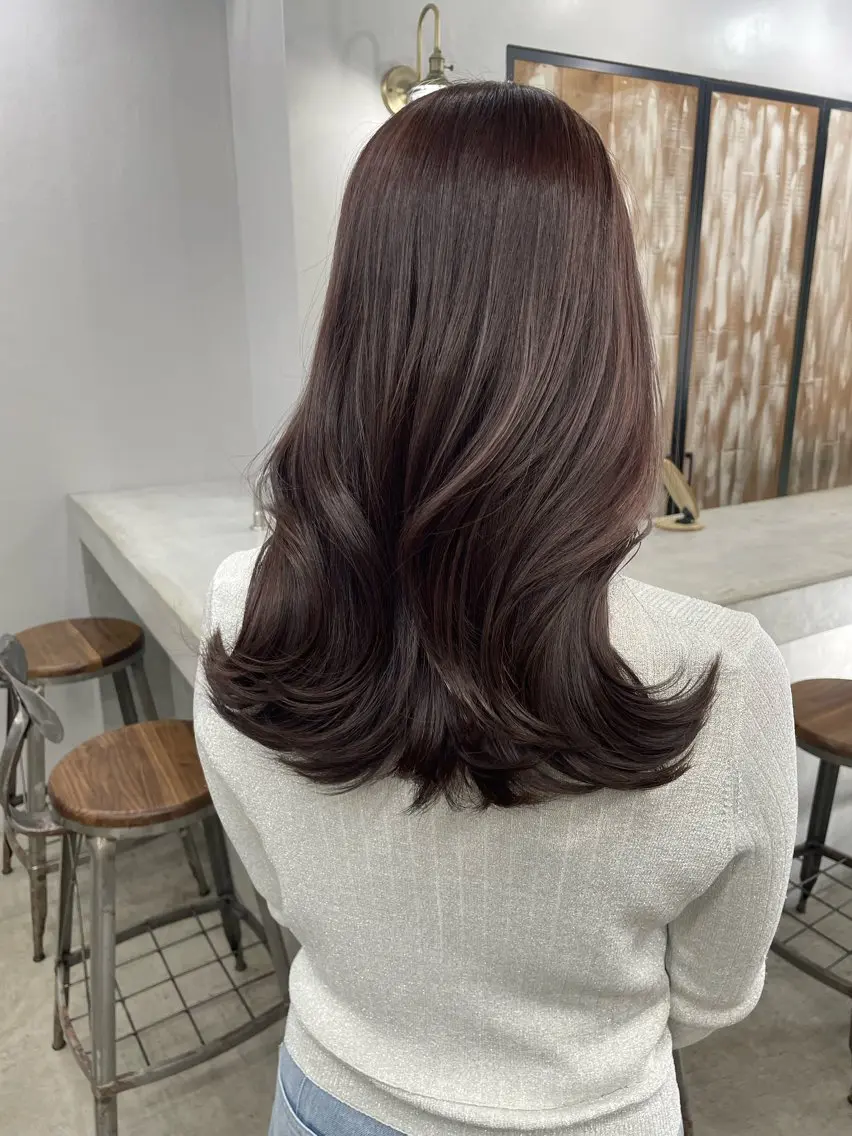 セミロング カラー カット ヘアカラー トリートメント 新宿/透明感カラー/ 髪質改善/桜良のヘアスタイル