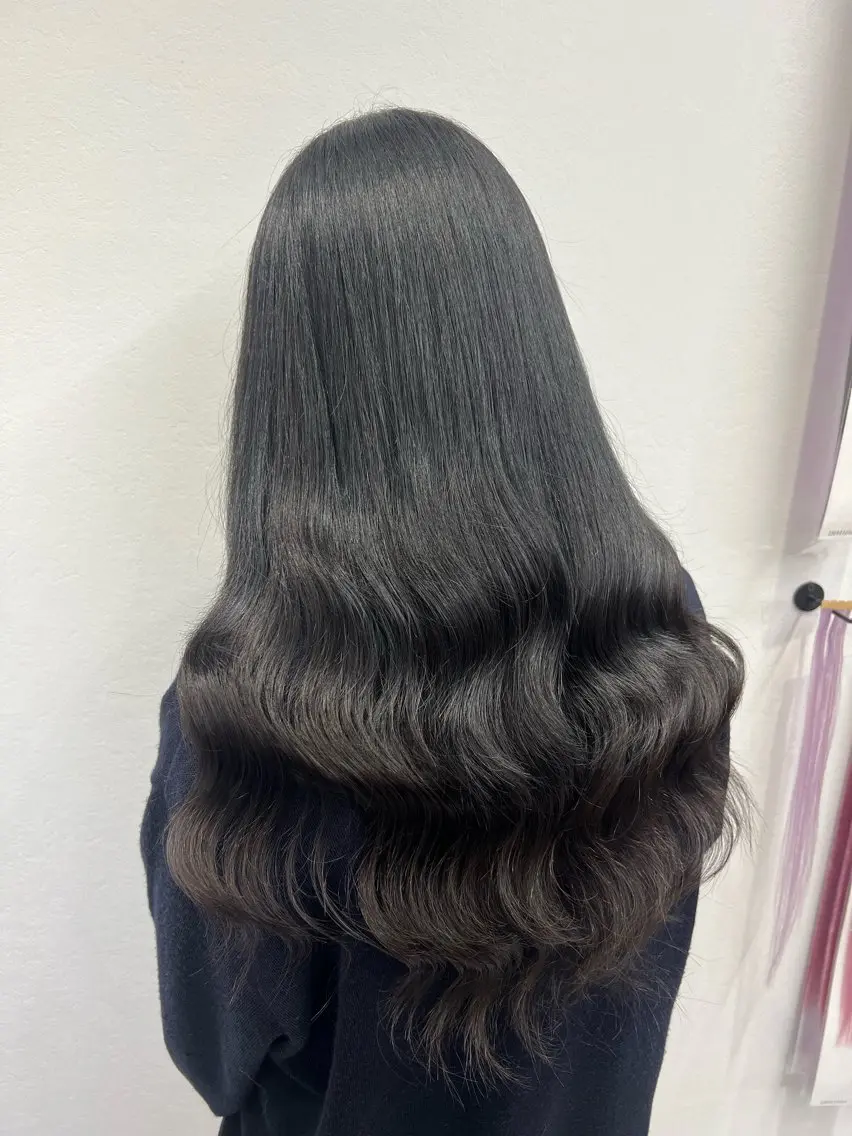 ロング カラー シールエクステ 黒髪 エクステ ロング ショート/ウルフ カットモデル募集のヘアスタイル