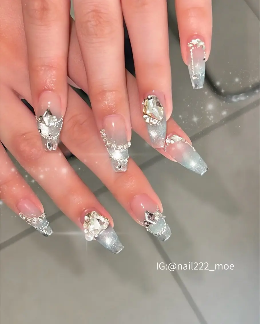 ネイル ハンドネイル ⟡.*222⋰˚☆ MöEのネイルデザイン