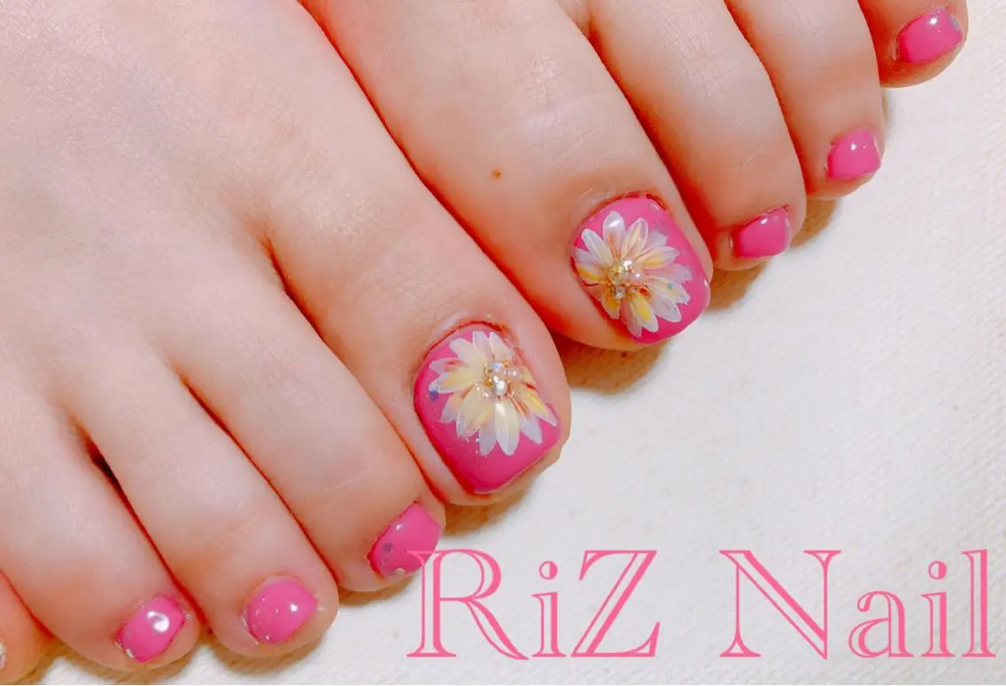 ネイル アートネイル フラワーネイル ラメ(グリッター) 春ネイル RiZ nail salonのネイルデザイン