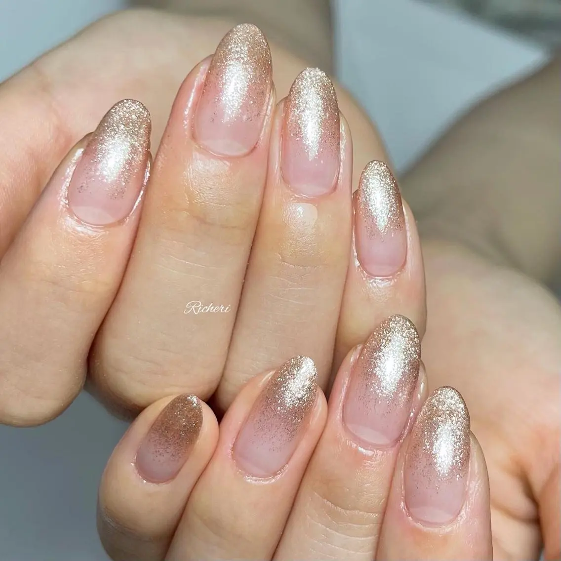ミディアム ネイル 韓国風ヘア アートネイル フレンチネイル ジェルネイル グラデーション richeri beautyのネイルデザイン