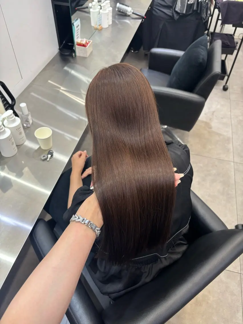 ロング カラー Core茶屋町 HINATAのヘアスタイル