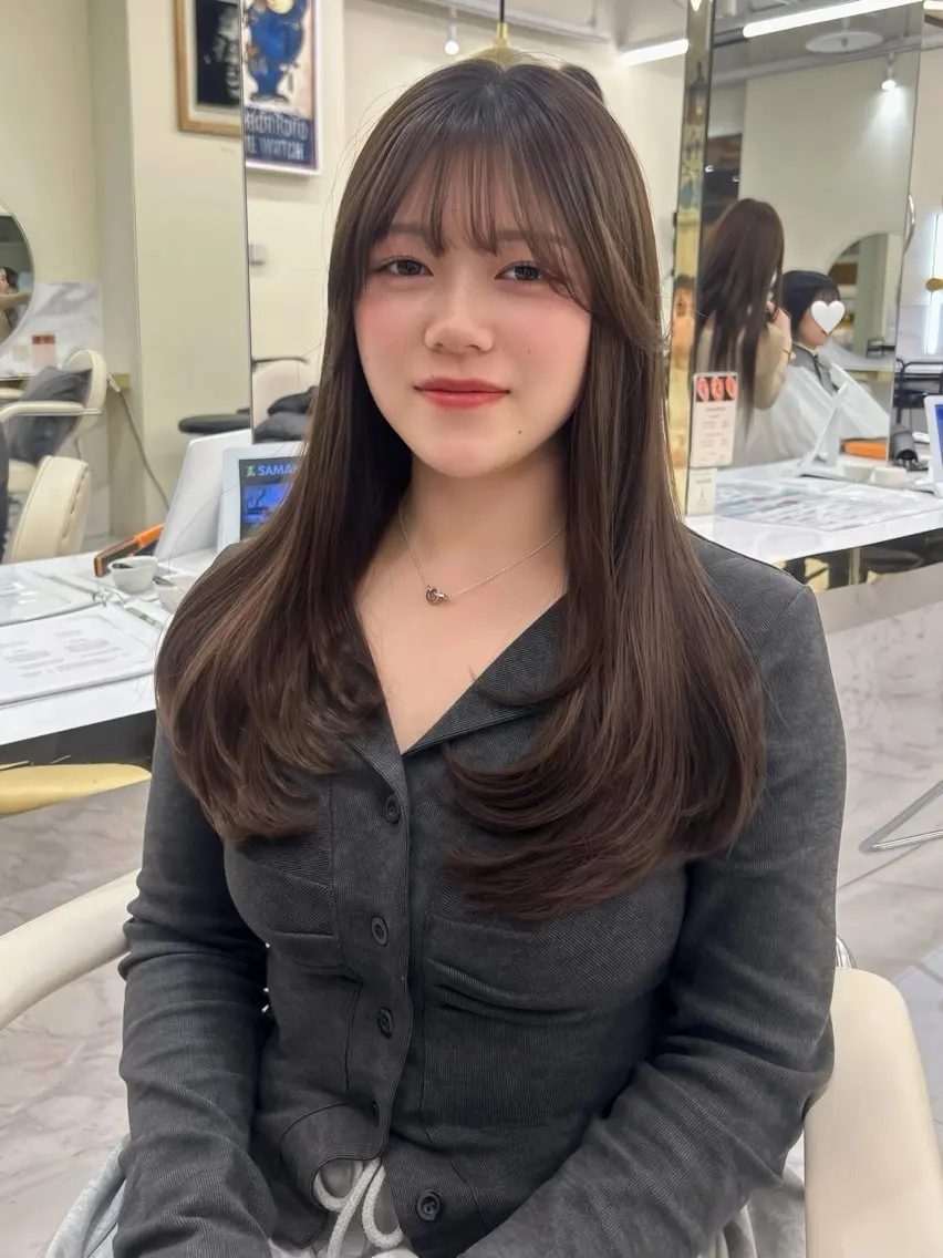 ロング hiyori🎀 トレンドレイヤーのヘアスタイル