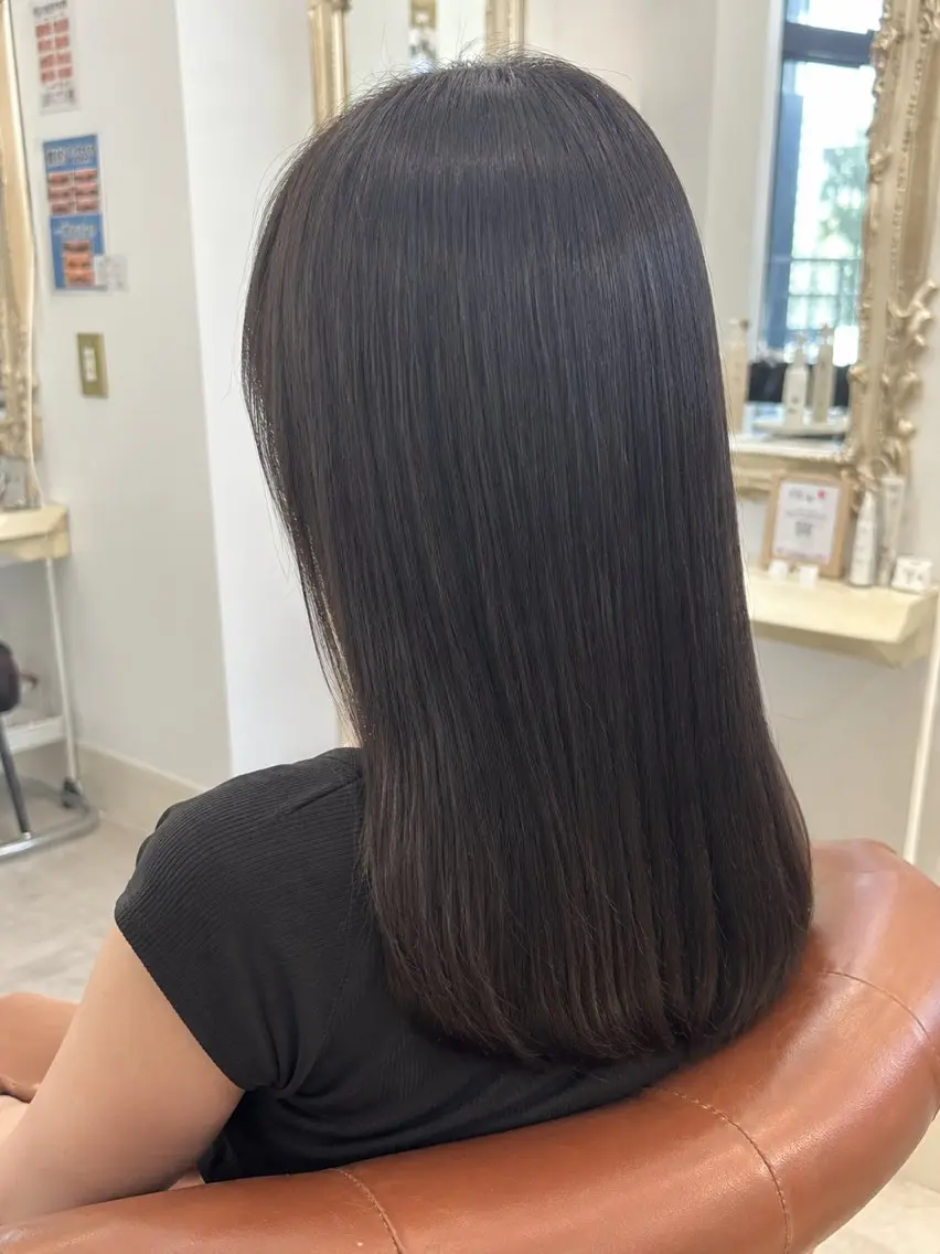 セミロング トリートメント 志村 梨帆のヘアスタイル