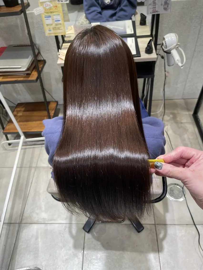 ⭐️極上⭐️美髪エステストレート＋カット＋うるツヤトリートメントの写真