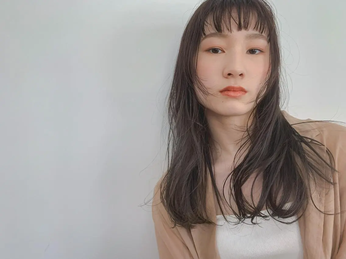 ロング 切りっぱなしボブ ボブ くせ毛 レイヤーカット ロング Spiel KOMOのヘアスタイル