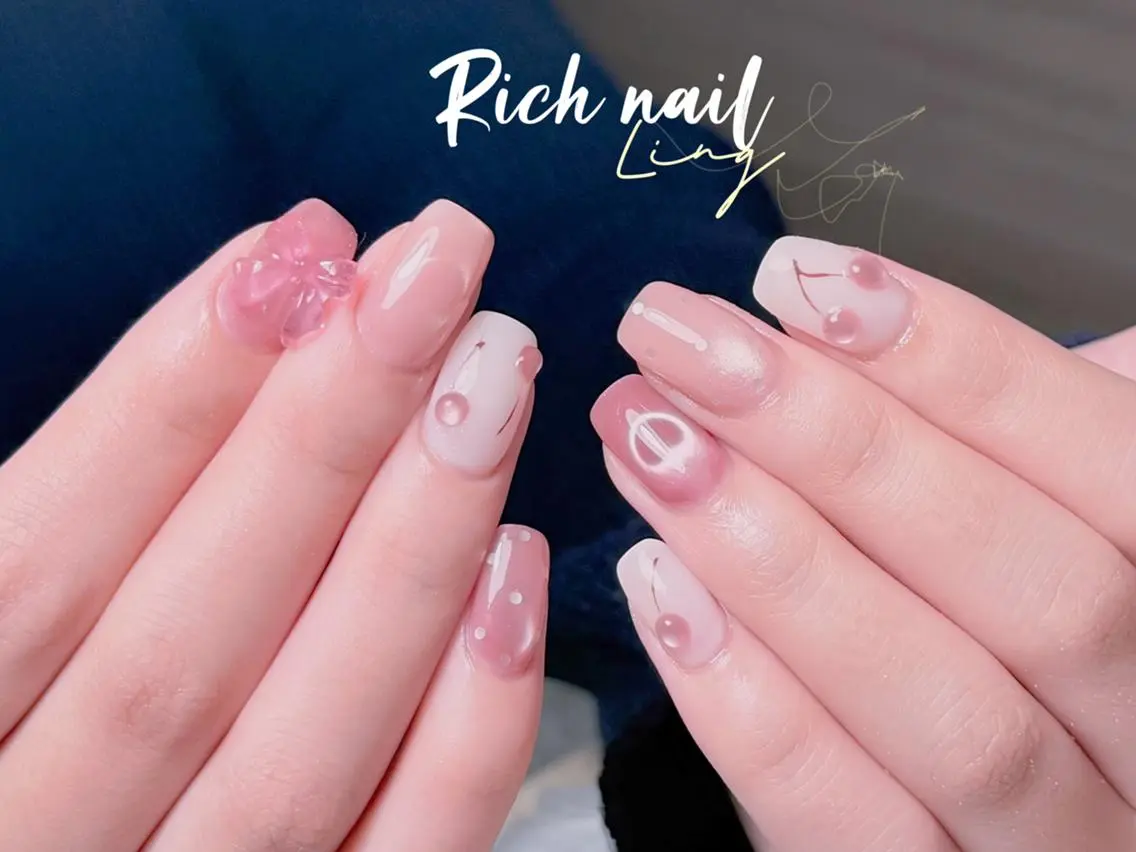 ネイル ハンドネイル ハンドケア Rich Nail 🤲🏻梨央のネイルデザイン