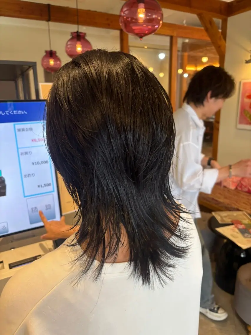 セミロング カラー 黒髪 レイヤーカット ウルフカット ウルフレイヤー カット ヘアカラー トリートメント Ayano_ Jill francのヘアスタイル