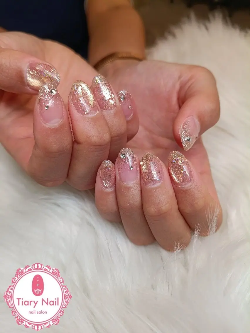 ネイル ハンドネイル Tiary🤍 Sachikaのネイルデザイン