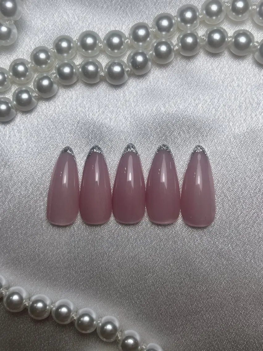 ネイル ガーリー シンプルネイル ワンホンネイル ハンドネイル Swan Nailのネイルデザイン