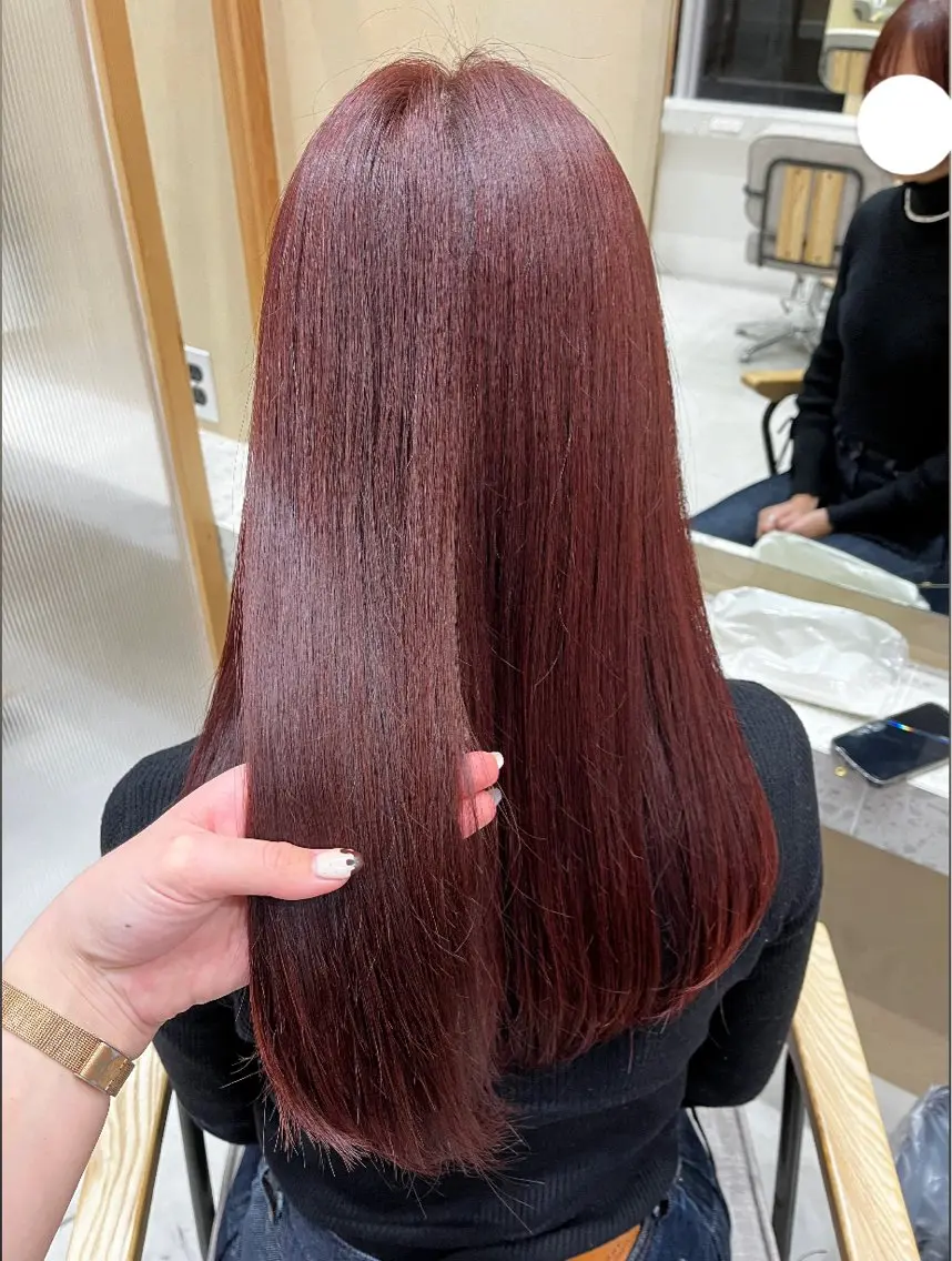セミロング カラー ヘアアレンジ 🥀暖色韓国ヘア💕 保科侑花のヘアスタイル