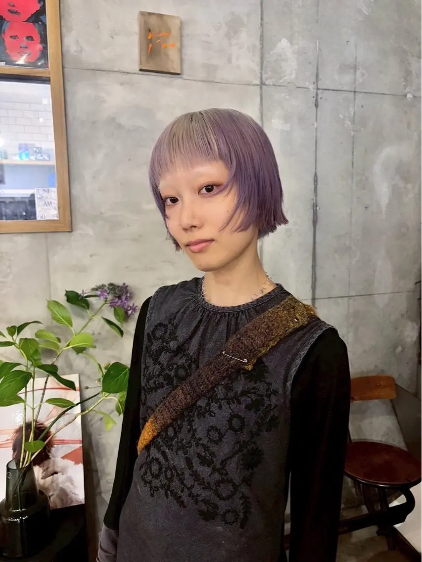 ショート ヘアカラー アワタケ リンのヘアスタイル