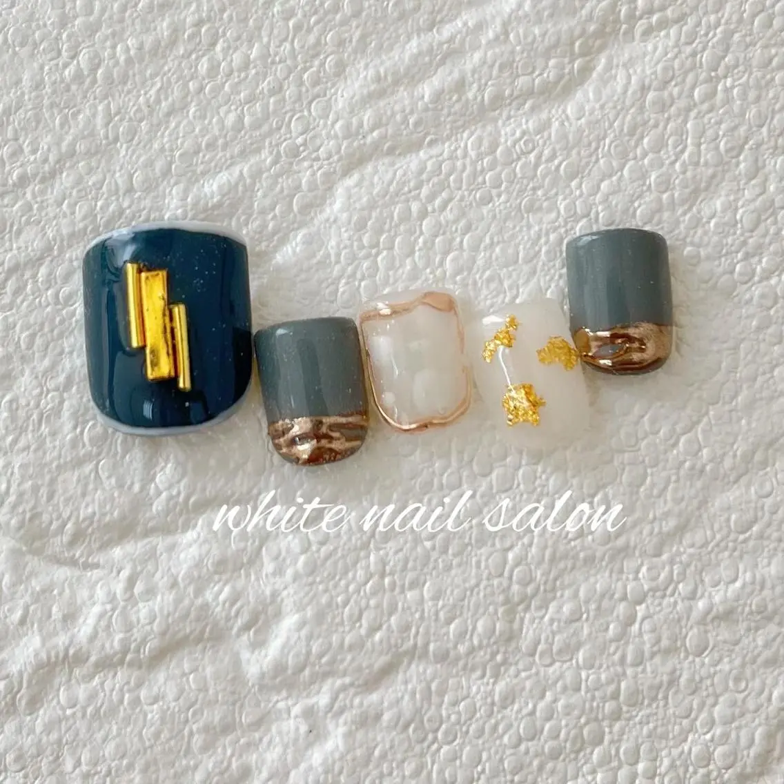 ネイル フットネイル ジェルネイル ハードジェル ラメ(グリッター) 持ち込み フットネイル white nail salonのネイルデザイン