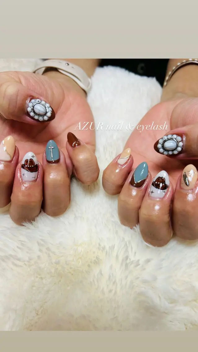 ネイル AZUR N&eyelashのネイルデザイン