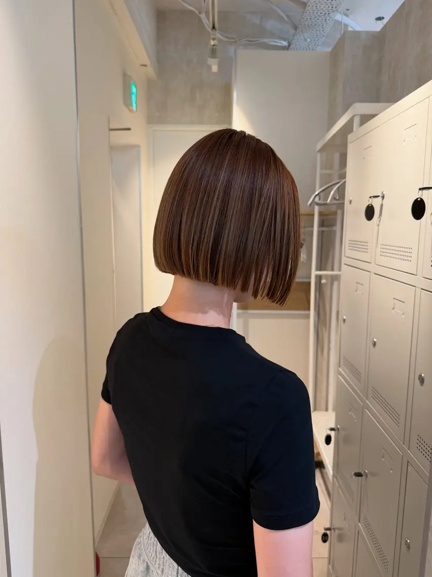 ショート カラー 切りっぱなしボブ ボブ カット ヘアカラー トリートメント 神戸ボブ✂️ ioe三宮/田 伸佳のヘアスタイル