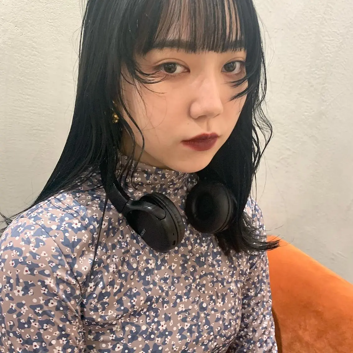 ミディアム カラー 本間 結衣のヘアスタイル