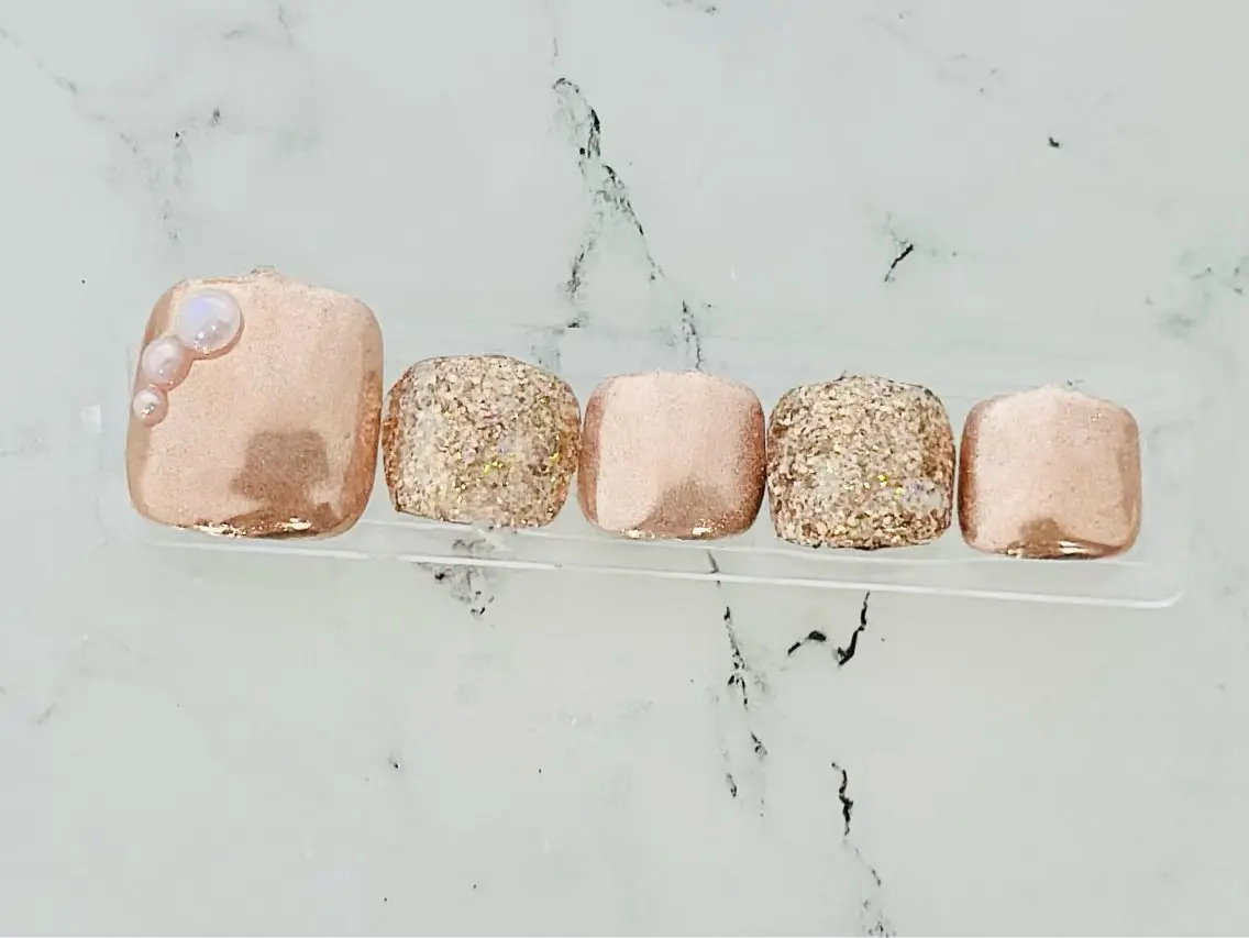 ネイル フットネイル nailsalon oluoluのネイルデザイン