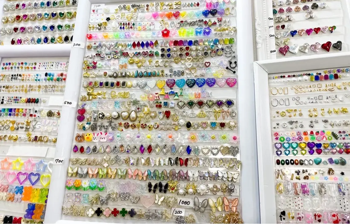 ネイル Maya 🧊🫧‪／渋谷のネイルデザイン