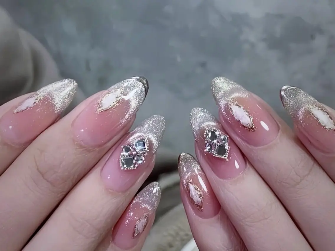 ネイル 長さ出し フットネイル フレンチネイル ジェルネイル 韓国ネイル ハンドネイル ハンドケア Nova Nail Nambaのネイルデザイン