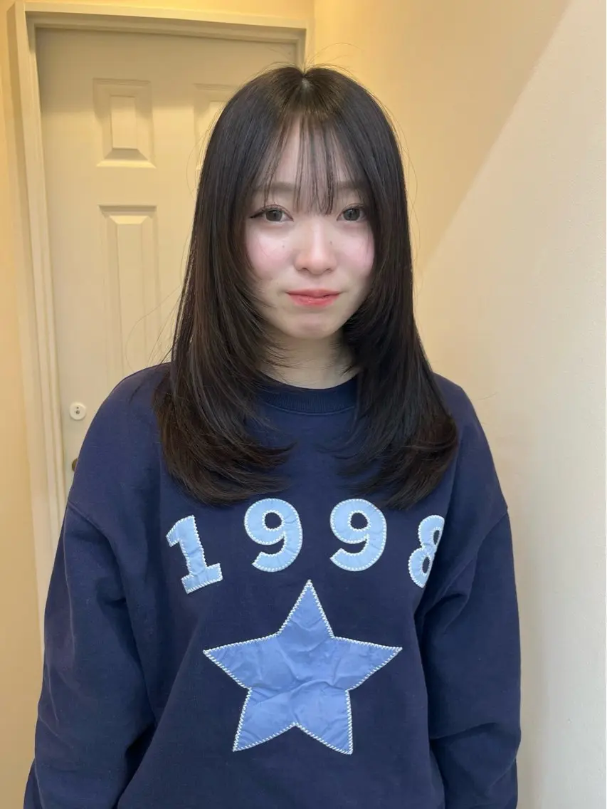 ロング yuka/ロング/ レイヤーカットモデルのヘアスタイル