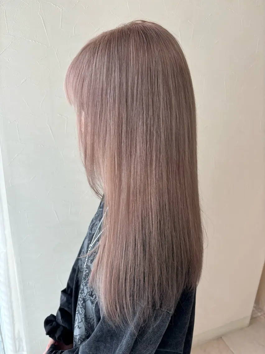 🌷前髪、顔周りカット+ケアブリーチカラー🌷の写真
