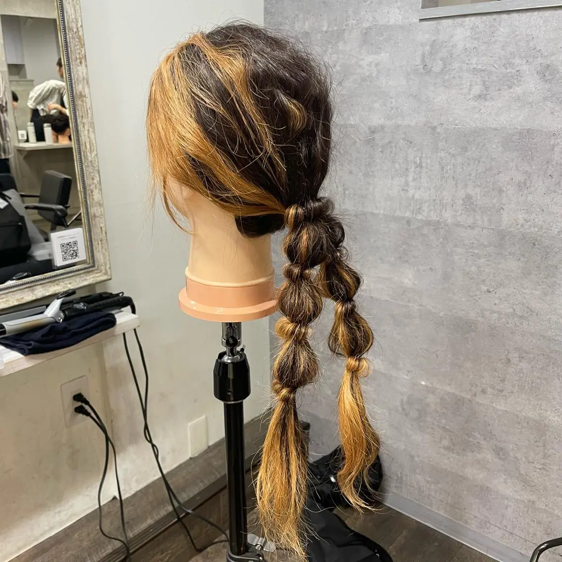 ヘアアレンジ 檜谷 晴　顔周りカットのヘアスタイル
