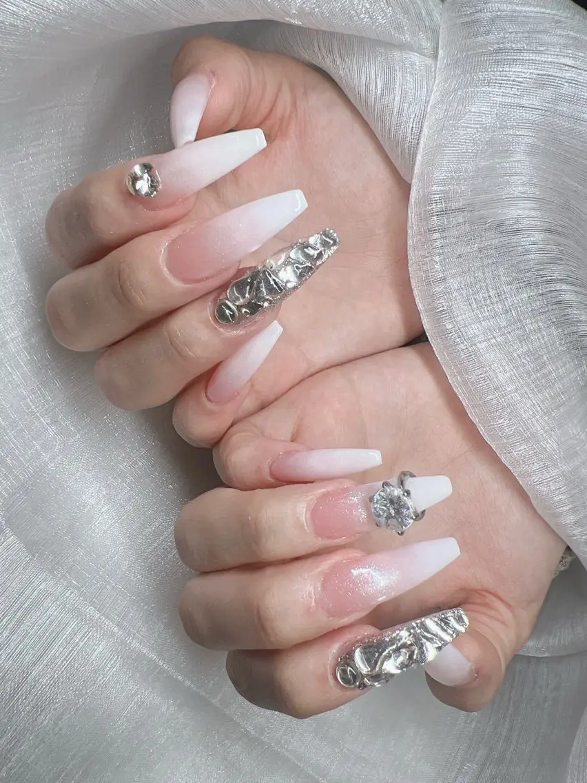 ネイル ハンドネイル Lee Nails チップ長さだし専門店のネイルデザイン