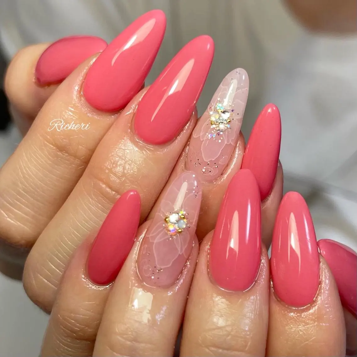ミディアム ネイル フラワーネイル richeri beautyのその他イメージ