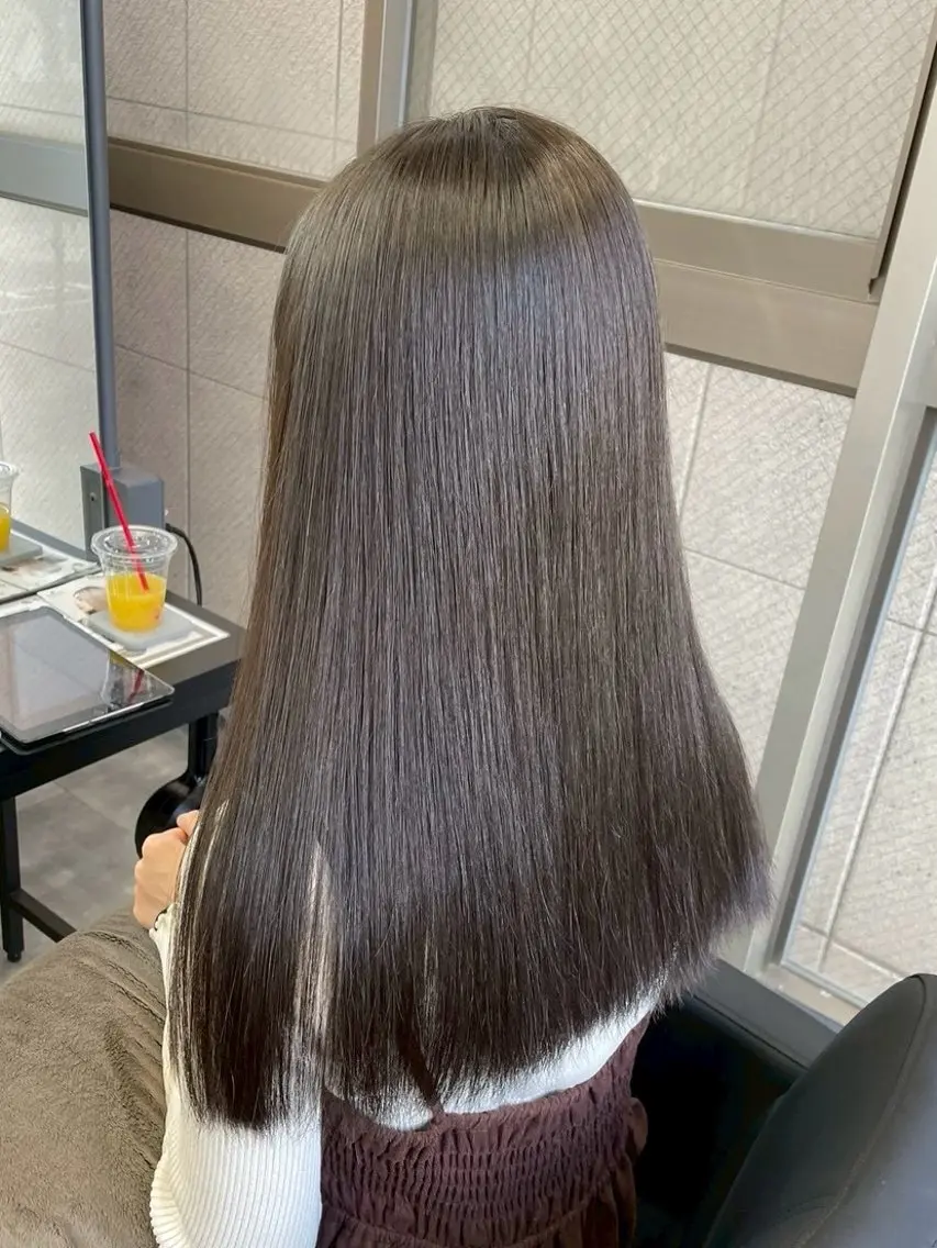 カラー りこ / 透明感カラー🎀🫧のヘアスタイル