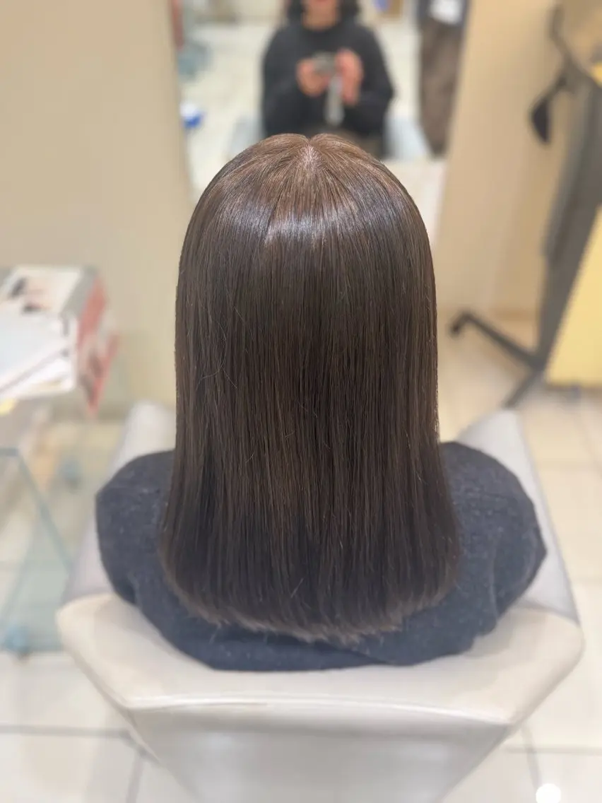 カラー ブラウン艶カラー / mizuki🎀のヘアスタイル