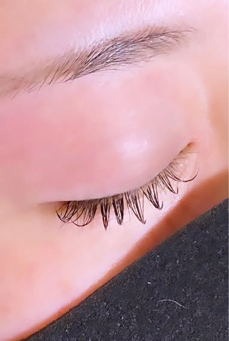 マツエク・マツパ 宮本麻央🎀🪽L ULUeyelashのマツエク・マツパデザイン